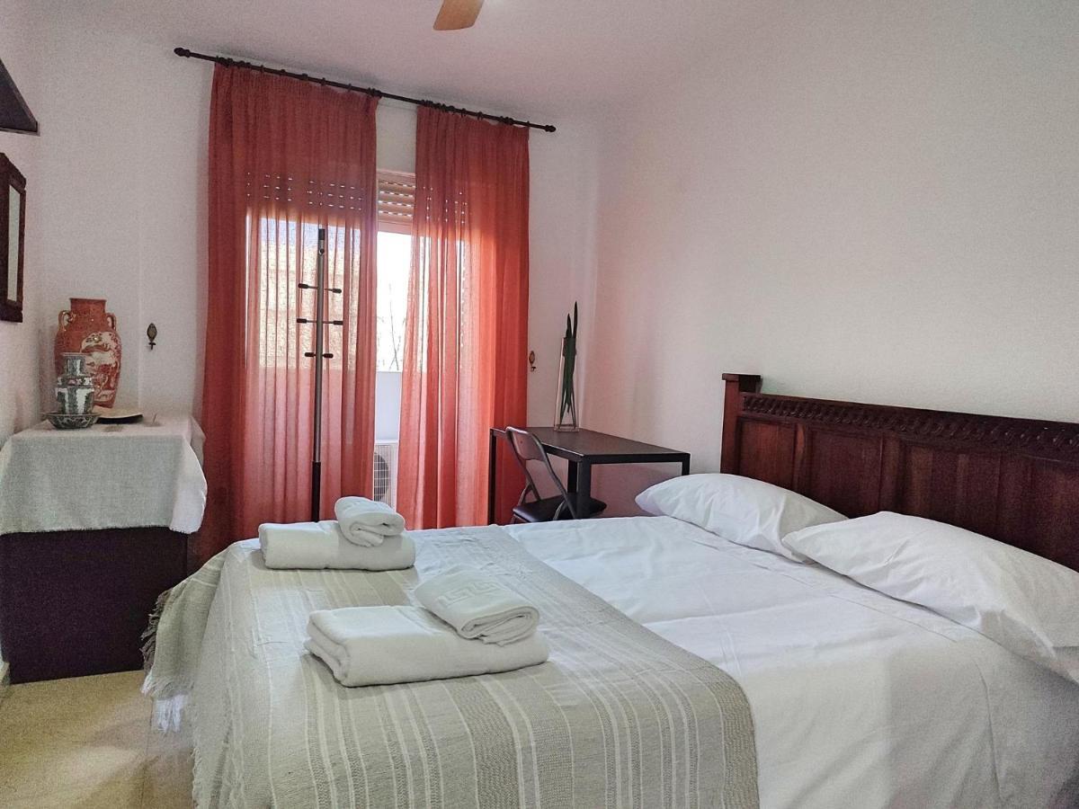 Apartamento Plaza Del Moreno Apartment Kordoba Bagian luar foto
