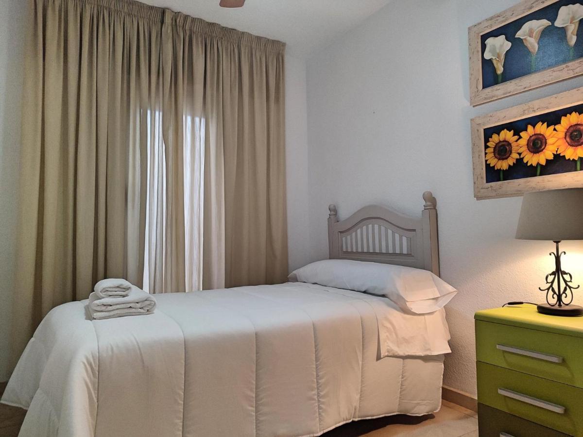 Apartamento Plaza Del Moreno Apartment Kordoba Bagian luar foto