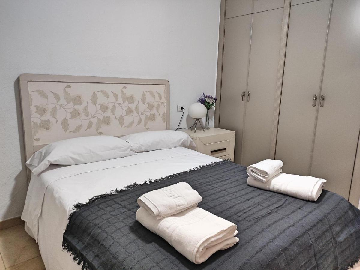 Apartamento Plaza Del Moreno Apartment Kordoba Bagian luar foto